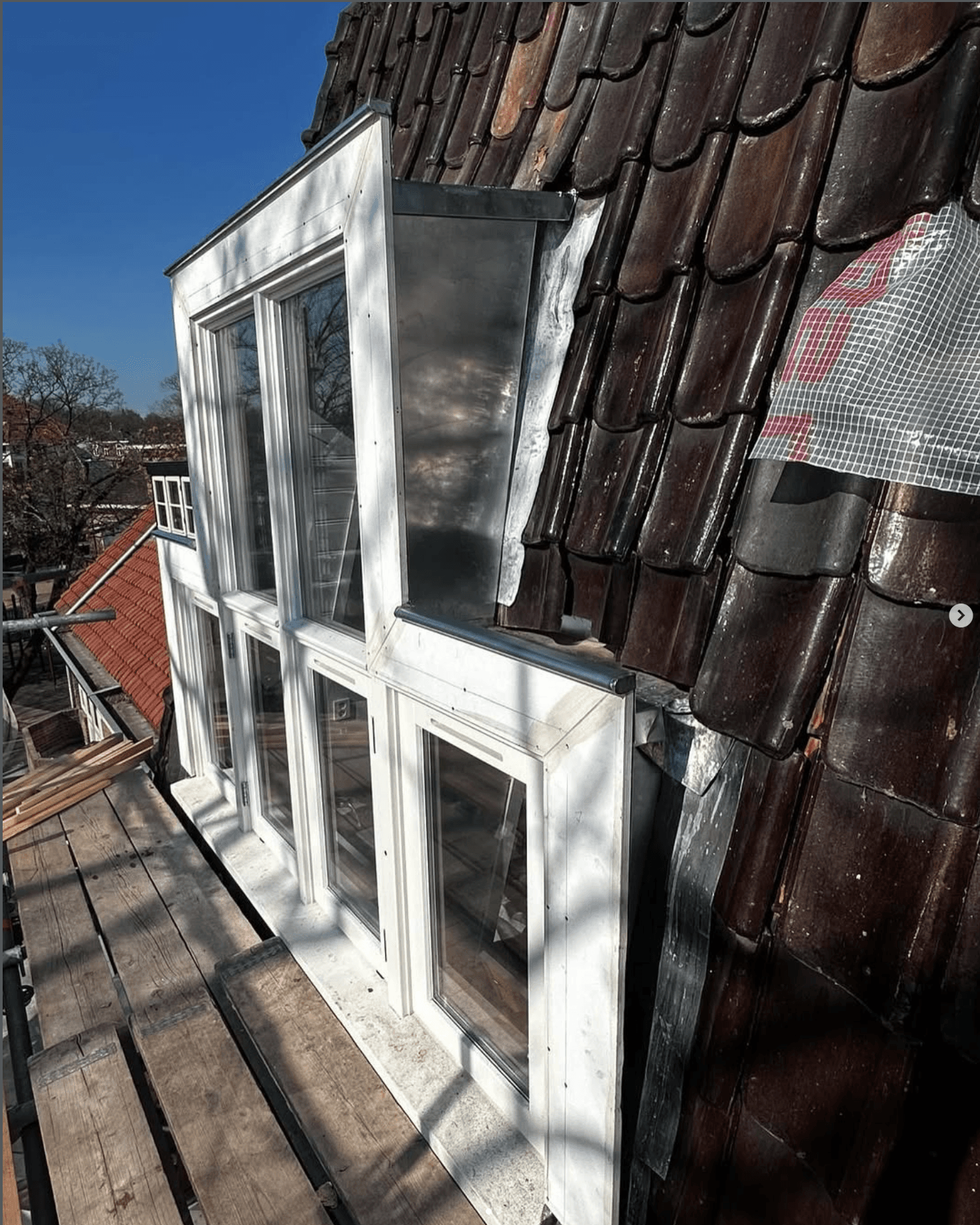 Dakdekking met Zijkant Zijpannen